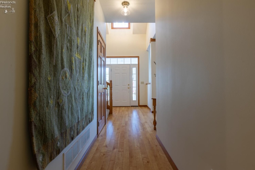 117 Cottage Cove Drive, Marblehead, 43440, 3 Bedrooms Bedrooms, ,3 BathroomsBathrooms,Residential,For Sale,Cottage Cove,20253815