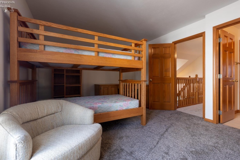 117 Cottage Cove Drive, Marblehead, 43440, 3 Bedrooms Bedrooms, ,3 BathroomsBathrooms,Residential,For Sale,Cottage Cove,20253815