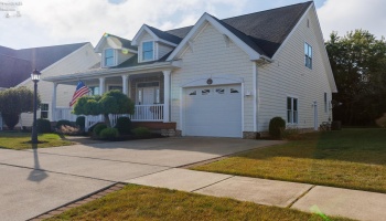 117 Cottage Cove Drive, Marblehead, 43440, 3 Bedrooms Bedrooms, ,3 BathroomsBathrooms,Residential,For Sale,Cottage Cove,20253815