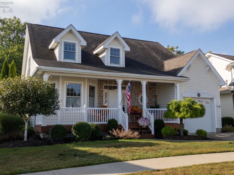 117 Cottage Cove Drive, Marblehead, 43440, 3 Bedrooms Bedrooms, ,3 BathroomsBathrooms,Residential,For Sale,Cottage Cove,20253815