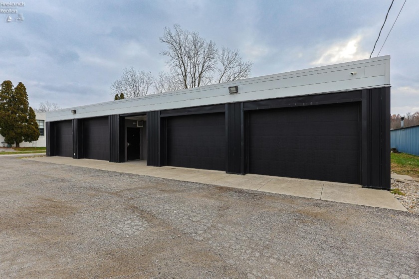 266 Cleveland Road, Norwalk, 44857, ,Commercial,For Sale,Cleveland,20254603