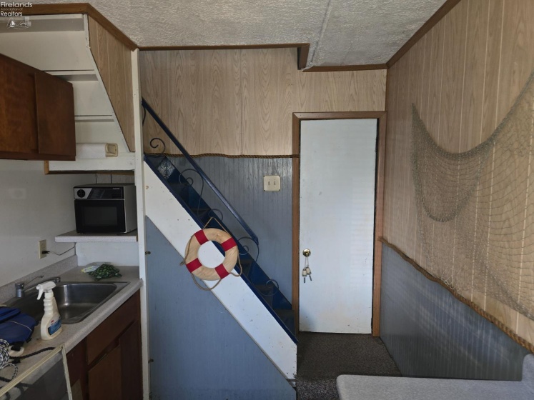 3 Curran Street, Sandusky, 44870, 1 Bedroom Bedrooms, ,1 BathroomBathrooms,Residential,For Sale,Curran,20254077