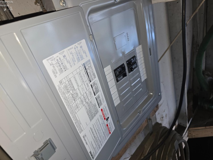 4 Curran Street, Sandusky, 44870, 1 Bedroom Bedrooms, ,1 BathroomBathrooms,Residential,For Sale,Curran,20254076