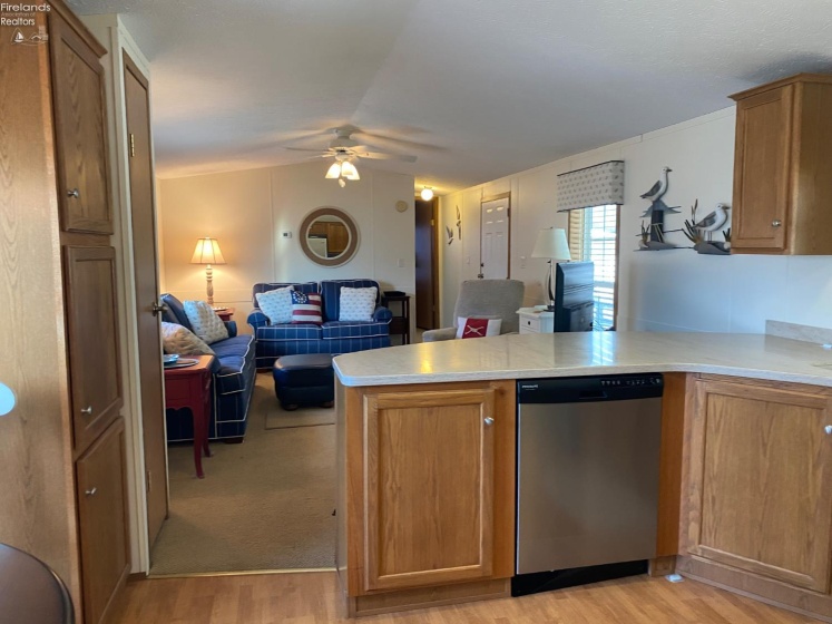 8175 North Shore Boulevard, Marblehead, 43440, 2 Bedrooms Bedrooms, ,2 BathroomsBathrooms,Residential,For Sale,North Shore,20254079