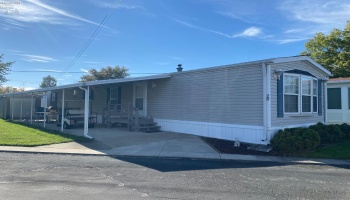 8175 North Shore Boulevard, Marblehead, 43440, 2 Bedrooms Bedrooms, ,2 BathroomsBathrooms,Residential,For Sale,North Shore,20254079