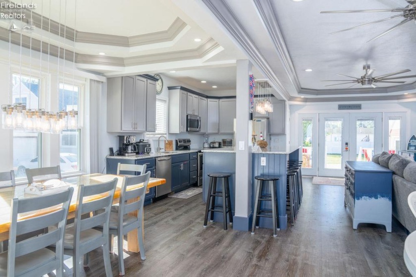 2008 Shore Drive, Huron, 44839, 5 Bedrooms Bedrooms, ,4 BathroomsBathrooms,Residential,For Sale,Shore,20254092