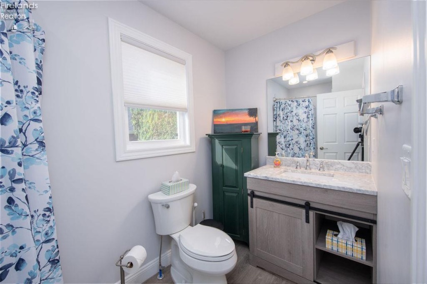 2008 Shore Drive, Huron, 44839, 5 Bedrooms Bedrooms, ,4 BathroomsBathrooms,Residential,For Sale,Shore,20254092