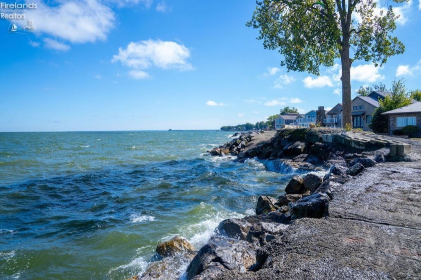 2008 Shore Drive, Huron, 44839, 5 Bedrooms Bedrooms, ,4 BathroomsBathrooms,Residential,For Sale,Shore,20254092