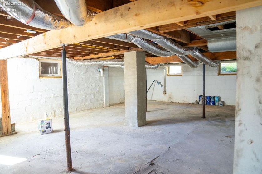 2008 Shore Drive, Huron, 44839, 5 Bedrooms Bedrooms, ,4 BathroomsBathrooms,Residential,For Sale,Shore,20254092