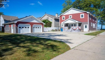 2008 Shore Drive, Huron, 44839, 5 Bedrooms Bedrooms, ,4 BathroomsBathrooms,Residential,For Sale,Shore,20254092
