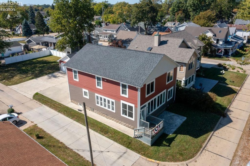 2008 Shore Drive, Huron, 44839, 5 Bedrooms Bedrooms, ,4 BathroomsBathrooms,Residential,For Sale,Shore,20254092