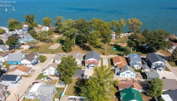 2008 Shore Drive, Huron, 44839, 5 Bedrooms Bedrooms, ,4 BathroomsBathrooms,Residential,For Sale,Shore,20254092 2008 Shore Drive, Huron, 44839, 5 Bedrooms Bedrooms, ,4 BathroomsBathrooms,Residential,For Sale,Shore,20254092