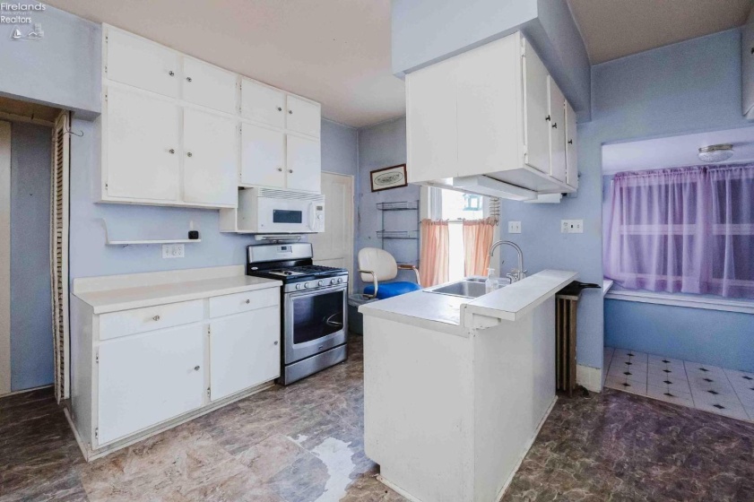 208 Dow, Carey, 43316, 3 Bedrooms Bedrooms, ,1 BathroomBathrooms,Residential,For Sale,Dow,20253758