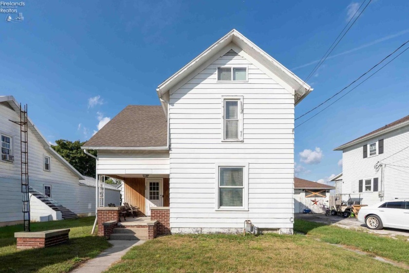 208 Dow, Carey, 43316, 3 Bedrooms Bedrooms, ,1 BathroomBathrooms,Residential,For Sale,Dow,20253758