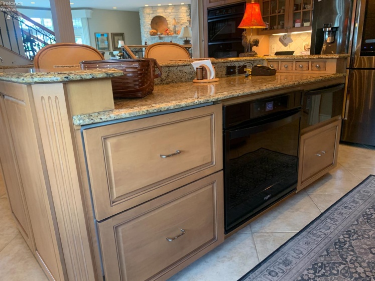 939 Cedar Point Road, Sandusky, 44870, 3 Bedrooms Bedrooms, ,5 BathroomsBathrooms,Residential,For Sale,Cedar Point,20254032