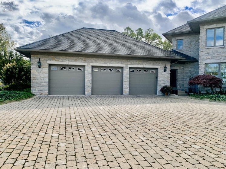 939 Cedar Point Road, Sandusky, 44870, 3 Bedrooms Bedrooms, ,5 BathroomsBathrooms,Residential,For Sale,Cedar Point,20254032