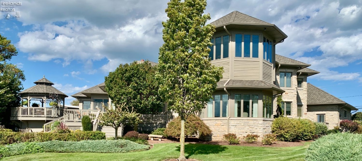 939 Cedar Point Road, Sandusky, 44870, 3 Bedrooms Bedrooms, ,5 BathroomsBathrooms,Residential,For Sale,Cedar Point,20254032