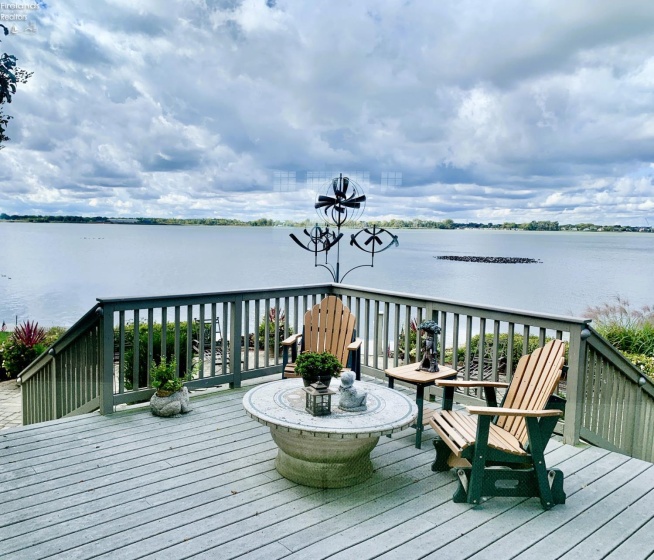 939 Cedar Point Road, Sandusky, 44870, 3 Bedrooms Bedrooms, ,5 BathroomsBathrooms,Residential,For Sale,Cedar Point,20254032