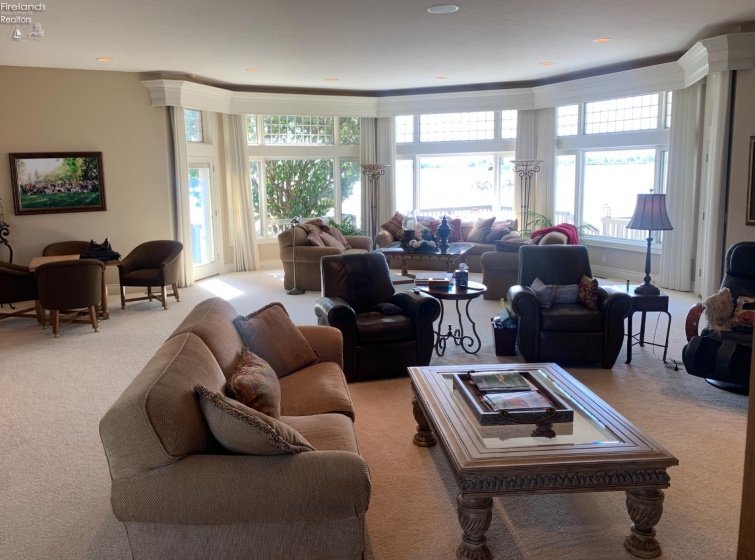 939 Cedar Point Road, Sandusky, 44870, 3 Bedrooms Bedrooms, ,5 BathroomsBathrooms,Residential,For Sale,Cedar Point,20254032