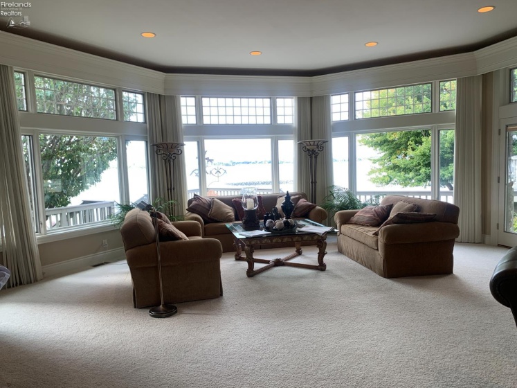 939 Cedar Point Road, Sandusky, 44870, 3 Bedrooms Bedrooms, ,5 BathroomsBathrooms,Residential,For Sale,Cedar Point,20254032