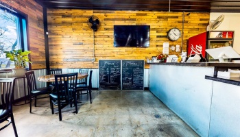 1794 Harrington Memorial Road, Mansfield, 44903, ,Commercial,For Sale,Harrington Memorial,20254553