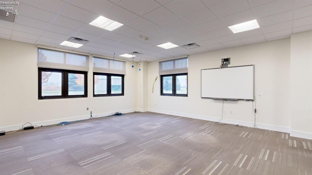 909 University Drive, Huron, 44839, ,Commercial,For Sale,University,20254509