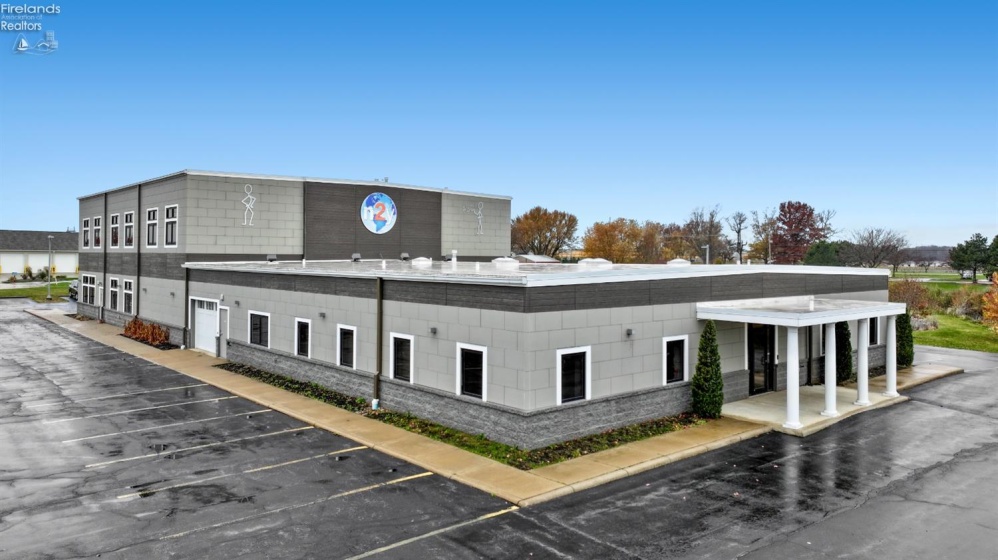 909 University Drive, Huron, 44839, ,Commercial,For Sale,University,20254509