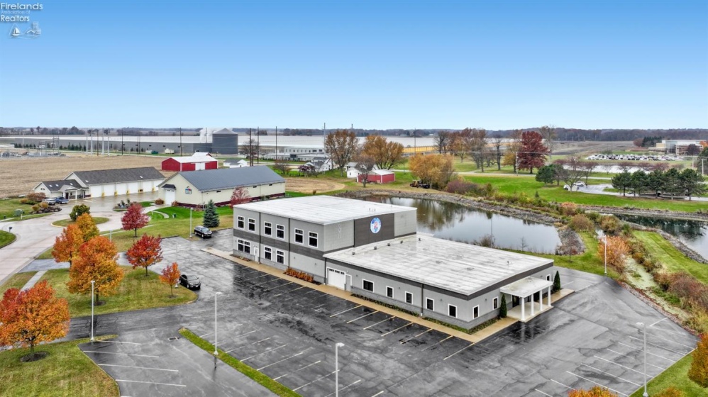 909 University Drive, Huron, 44839, ,Commercial,For Sale,University,20254509