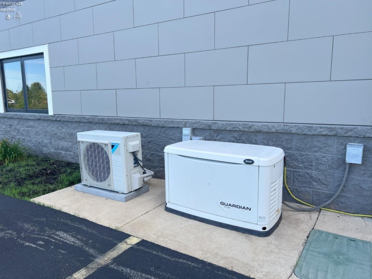 909 University Drive, Huron, 44839, ,Commercial,For Sale,University,20254509