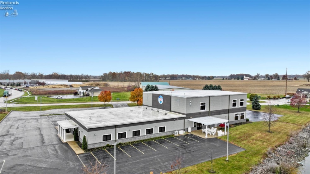 909 University Drive, Huron, 44839, ,Commercial,For Sale,University,20254509