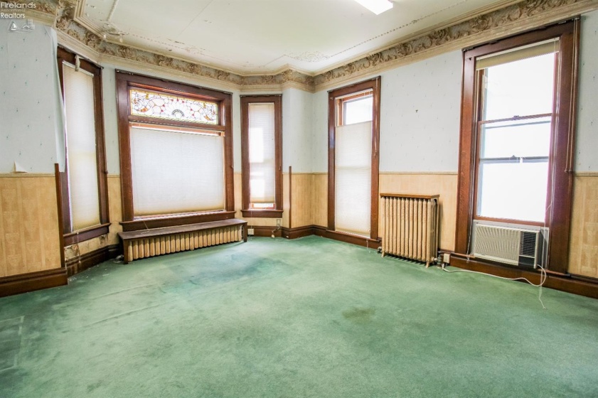 516 Washington Street, Sandusky, 44870, 4 Bedrooms Bedrooms, ,2 BathroomsBathrooms,Residential,For Sale,Washington,20253796