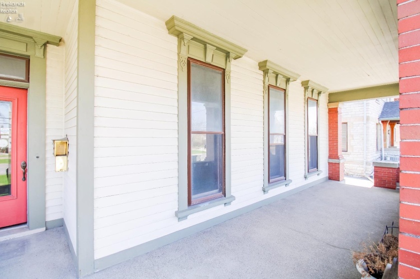 516 Washington Street, Sandusky, 44870, 4 Bedrooms Bedrooms, ,2 BathroomsBathrooms,Residential,For Sale,Washington,20253796