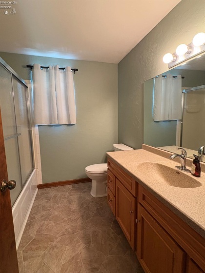 29987 Pemberville, Millbury, 43447, 3 Bedrooms Bedrooms, ,2 BathroomsBathrooms,Residential,For Sale,Pemberville,20253623