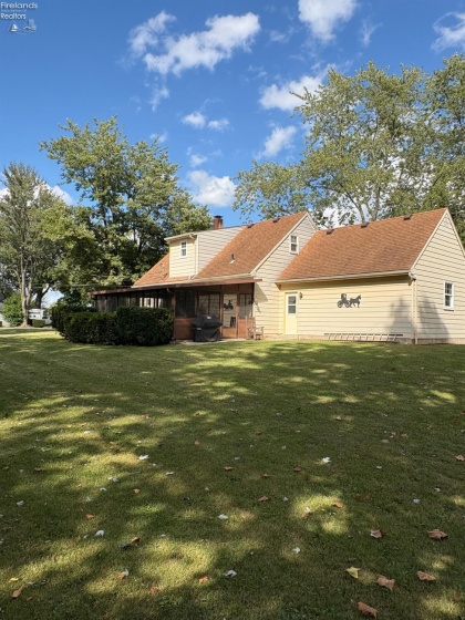 29987 Pemberville, Millbury, 43447, 3 Bedrooms Bedrooms, ,2 BathroomsBathrooms,Residential,For Sale,Pemberville,20253623