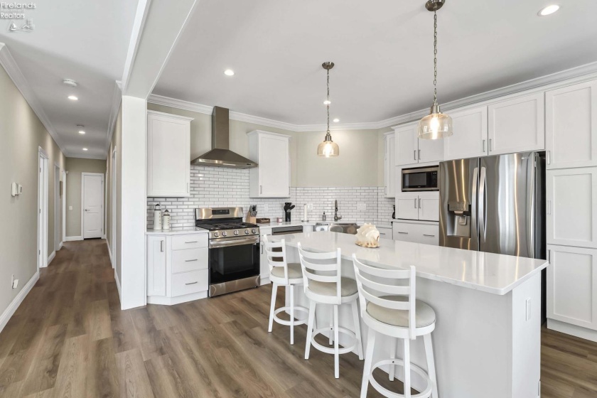 10850 Bayshore Rd Crane Way, Marblehead, 43440, 3 Bedrooms Bedrooms, ,2 BathroomsBathrooms,Residential,For Sale,Bayshore Rd Crane Way,20252957