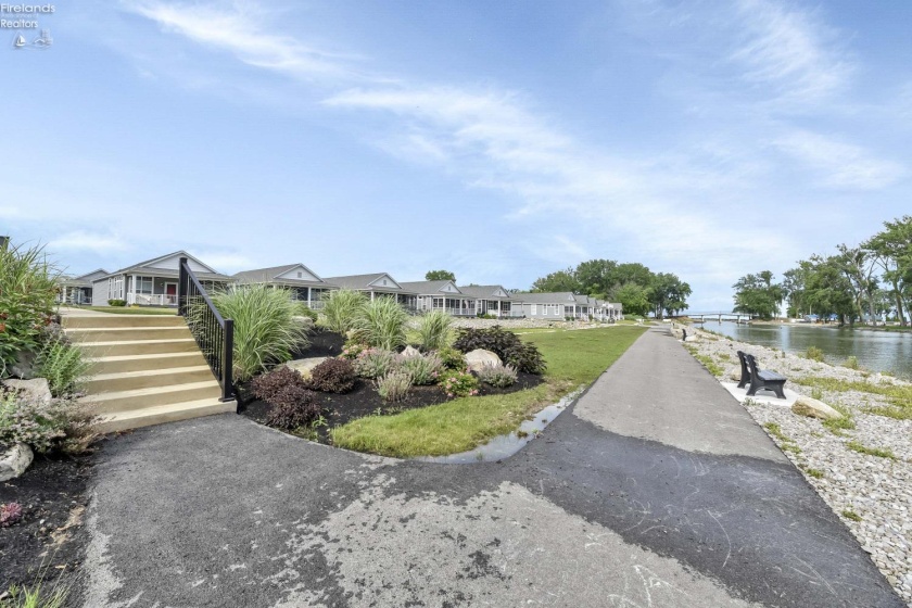 10850 Bayshore Rd Crane Way, Marblehead, 43440, 3 Bedrooms Bedrooms, ,2 BathroomsBathrooms,Residential,For Sale,Bayshore Rd Crane Way,20252957