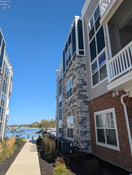 2735 Harbor Bay Drive, Marblehead, 43440, 3 Bedrooms Bedrooms, ,2 BathroomsBathrooms,Residential,For Sale,Harbor Bay,20254086