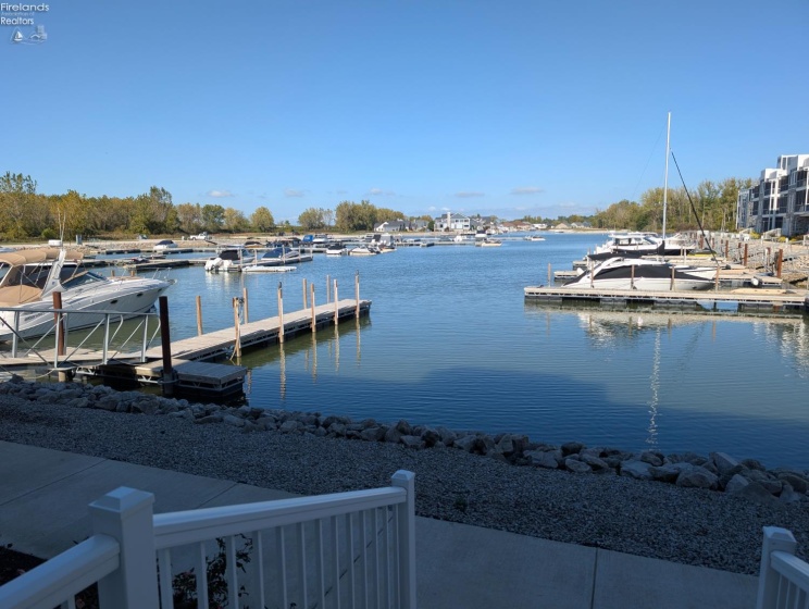 2735 Harbor Bay Drive, Marblehead, 43440, 3 Bedrooms Bedrooms, ,2 BathroomsBathrooms,Residential,For Sale,Harbor Bay,20254086