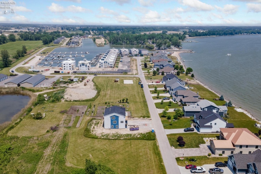 2735 Harbor Bay Drive, Marblehead, 43440, 3 Bedrooms Bedrooms, ,2 BathroomsBathrooms,Residential,For Sale,Harbor Bay,20254086