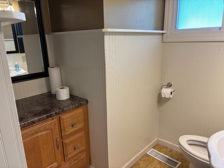 703 Glenwood Avenue, Fostoria, 44830, 3 Bedrooms Bedrooms, ,1 BathroomBathrooms,Residential,For Sale,Glenwood,20254089