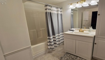 611 Bogart Road, Sandusky, 44870, 4 Bedrooms Bedrooms, ,4 BathroomsBathrooms,Residential,For Sale,Bogart,20252871 611 Bogart Road, Sandusky, 44870, 4 Bedrooms Bedrooms, ,4 BathroomsBathrooms,Residential,For Sale,Bogart,20252871