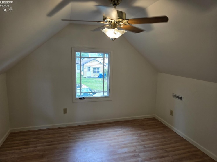 40 Poplar Street, Huron, 44839, 5 Bedrooms Bedrooms, ,5 BathroomsBathrooms,Residential,For Sale,Poplar,20252585