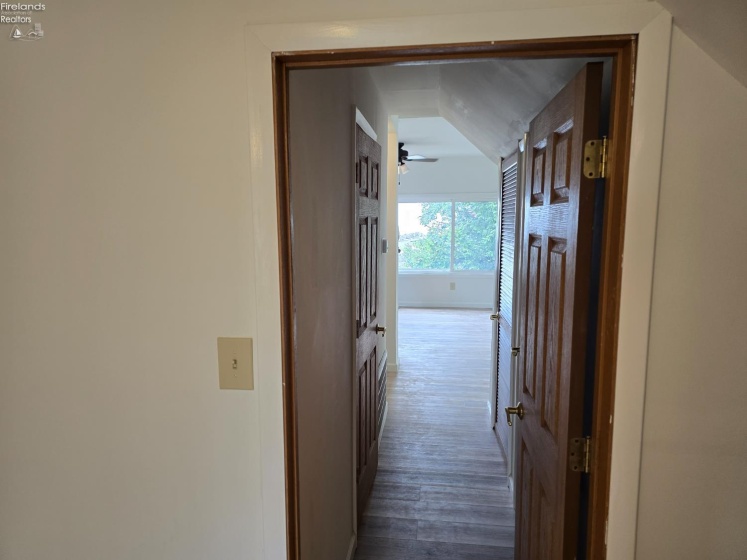 40 Poplar Street, Huron, 44839, 5 Bedrooms Bedrooms, ,5 BathroomsBathrooms,Residential,For Sale,Poplar,20252585