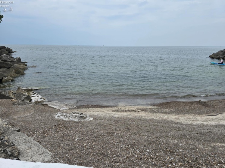 40 Poplar Street, Huron, 44839, 5 Bedrooms Bedrooms, ,5 BathroomsBathrooms,Residential,For Sale,Poplar,20252585