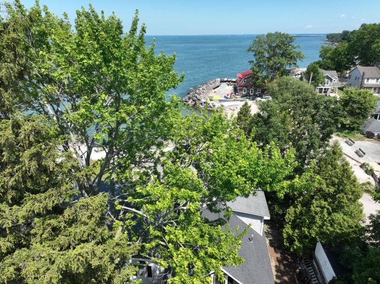 40 Poplar Street, Huron, 44839, 5 Bedrooms Bedrooms, ,5 BathroomsBathrooms,Residential,For Sale,Poplar,20252585