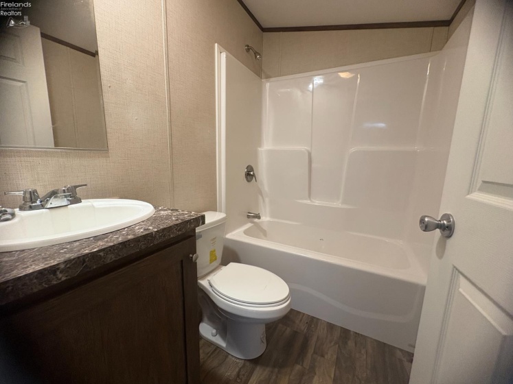 1121 Clayberg Ave, Greenwich, 44837, 3 Bedrooms Bedrooms, ,2 BathroomsBathrooms,Residential,For Sale,Clayberg Ave,20254194