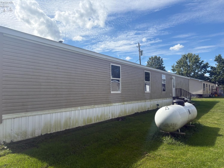 1121 Clayberg Ave, Greenwich, 44837, 3 Bedrooms Bedrooms, ,2 BathroomsBathrooms,Residential,For Sale,Clayberg Ave,20254194