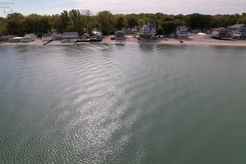 9881 Locust Point Road, Oak Harbor, 43449, 2 Bedrooms Bedrooms, ,3 BathroomsBathrooms,Residential,For Sale,Locust Point,20254189