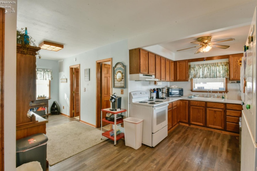 9881 Locust Point Road, Oak Harbor, 43449, 2 Bedrooms Bedrooms, ,3 BathroomsBathrooms,Residential,For Sale,Locust Point,20254189