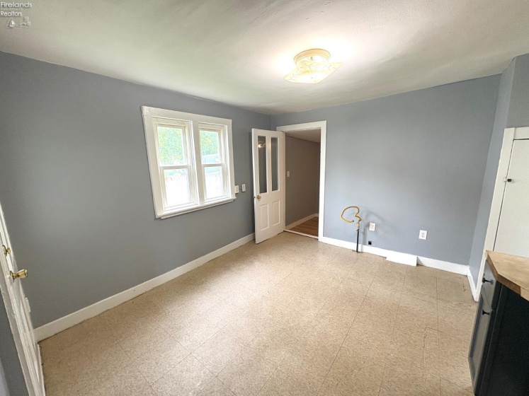 371 Bell Street, Mansfield, 44903, 2 Bedrooms Bedrooms, ,1 BathroomBathrooms,Residential,For Sale,Bell,20252079